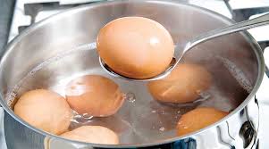 The simplest method of boiling eggs quickly