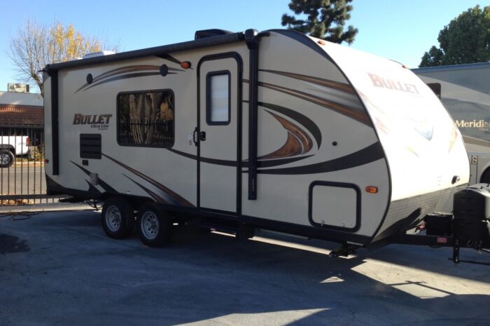 Travel Trailers Under 4500 lbs with Slide Out